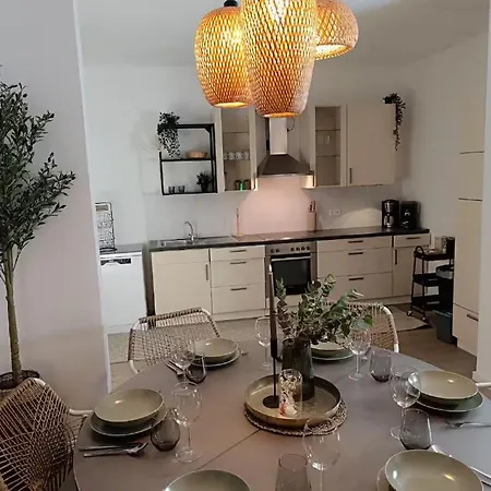 Sa Exklusives Stadtapartment Mit 3 Sz 바르부르크