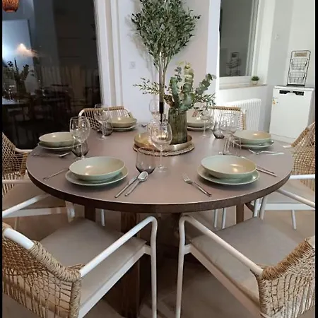 Sa Exklusives Stadtapartment Mit 3 Sz * 바르부르크