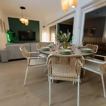 Sa Exklusives Stadtapartment Mit 3 Sz *