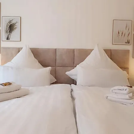 아파트 Sa Exklusives Stadtapartment Mit 3 Sz