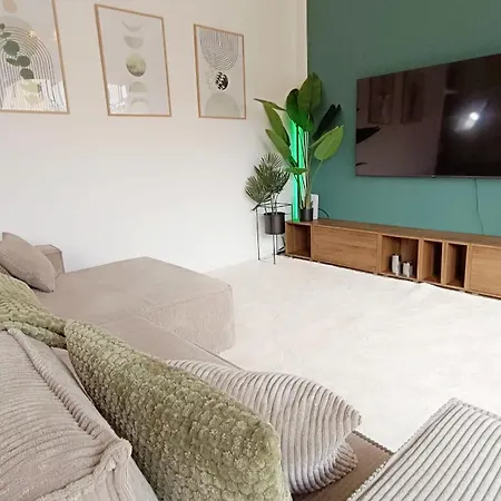 Sa Exklusives Stadtapartment Mit 3 Sz *