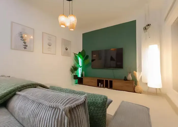 Sa Exklusives Stadtapartment Mit 3 Sz * Warburg